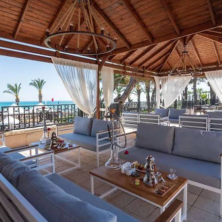 Papillon Ayscha & Resort